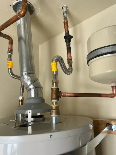 Water heater installation and plumbing repair in Bushy Park Estates
